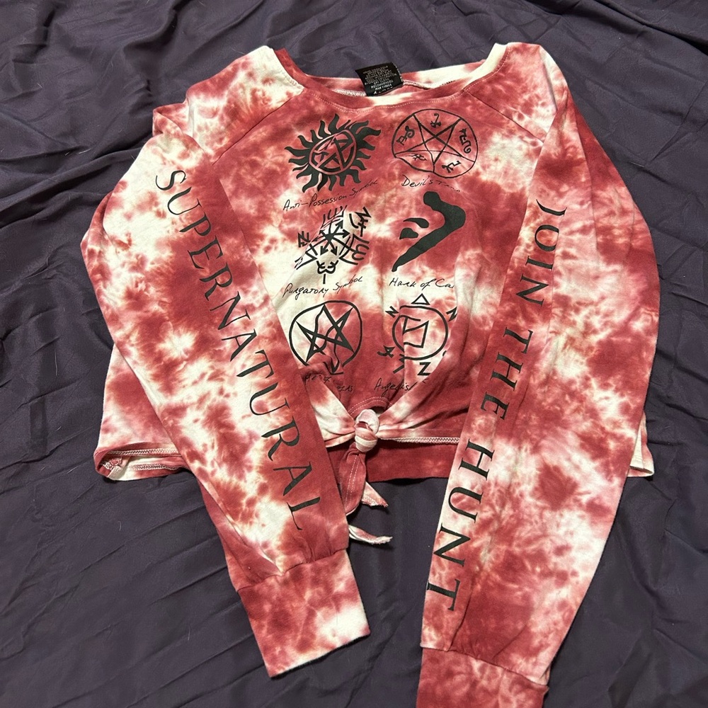 Supernatural tie dye long sleeve crop top